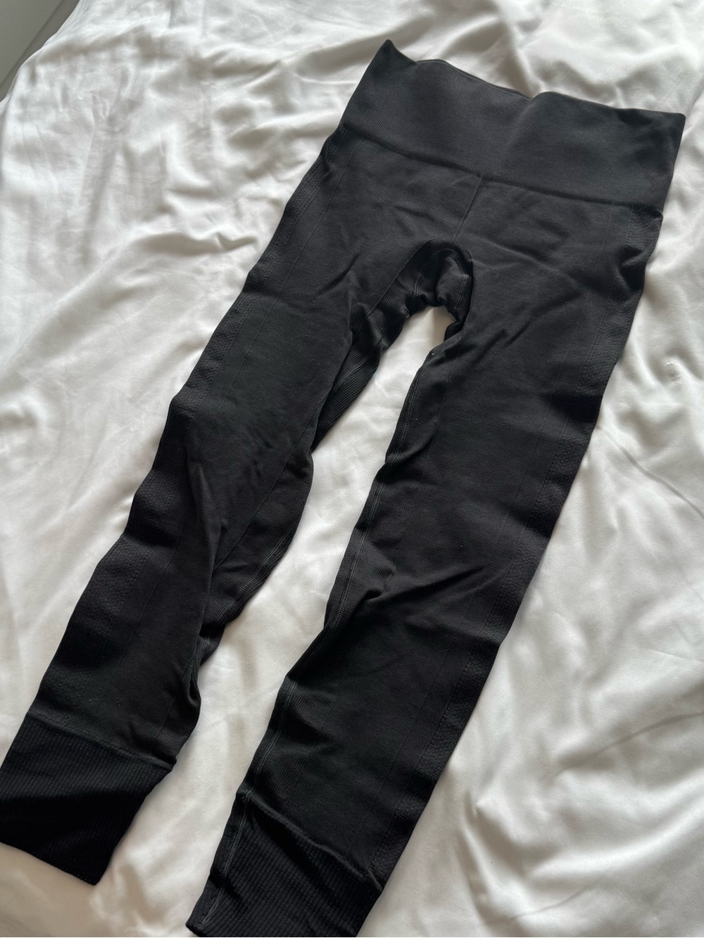 Lululemon Ebb To Street Pant
Heathered Black